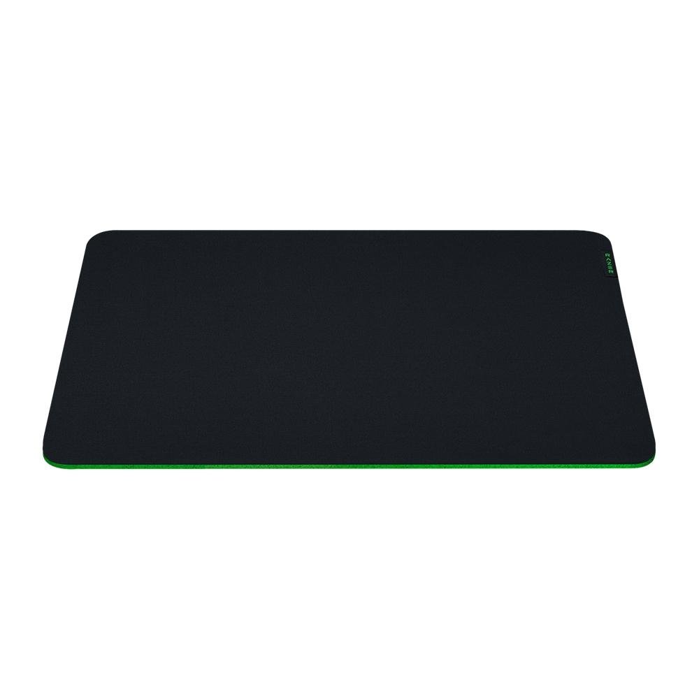 Mousepad Gamer Razer Gigantus V2, Control/Speed, Médio (360x275mm) - RZ02-03330200-R3U1 Mousepad Gamer Razer Gigantus V2, Control/Speed, Médio (360x275mm) - RZ02-03330200-R3U1