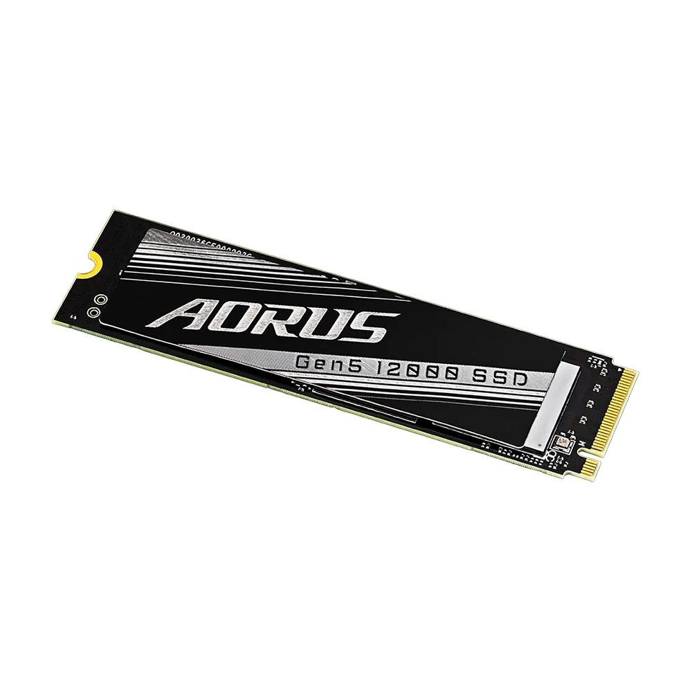 SSD Gigabyte AORUS Gen5 12000 1TB, PCI-Express 5.0x4, NVMe 2.0, Leitura:11700MB/s e Gravação:9500MB/s, Preto - AG512K1TB SSD Gigabyte AORUS Gen5 12000 1TB, PCI-Express 5.0x4, NVMe 2.0, Leitura:11700MB/s e Gravação:9500MB/s, Preto - AG512K1TB