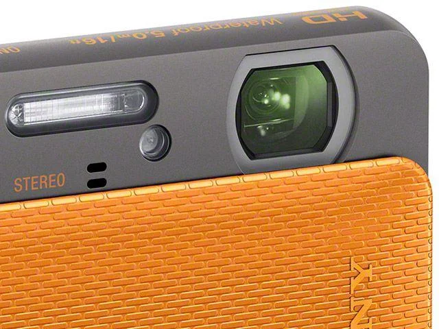 Câmera Digital Sony Cyber-Shot TX20 16.2MP LCD 3”