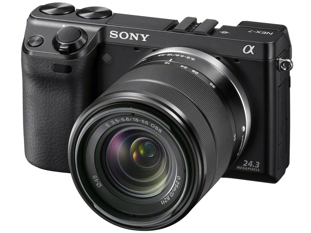 SONY NEX−7 NEX-7K Câmera Digital Sony NEX-7K 24.3MP LCD 3”