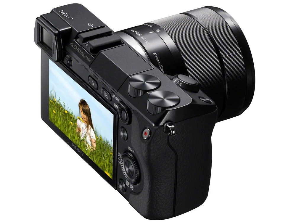 SONY NEX−7 NEX-7K Câmera Digital Sony NEX-7K 24.3MP LCD 3”