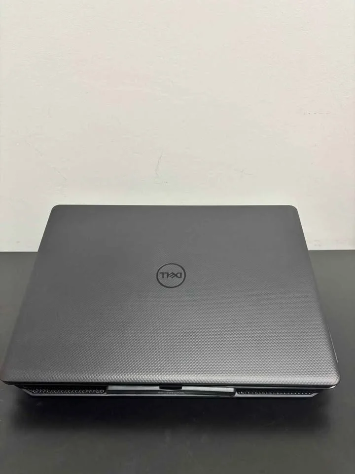 Usado -  Notebook Dell Vostro 3481 | i3 7ª Geração | 8GB | SSD 256gb | Tela 14 - view 2