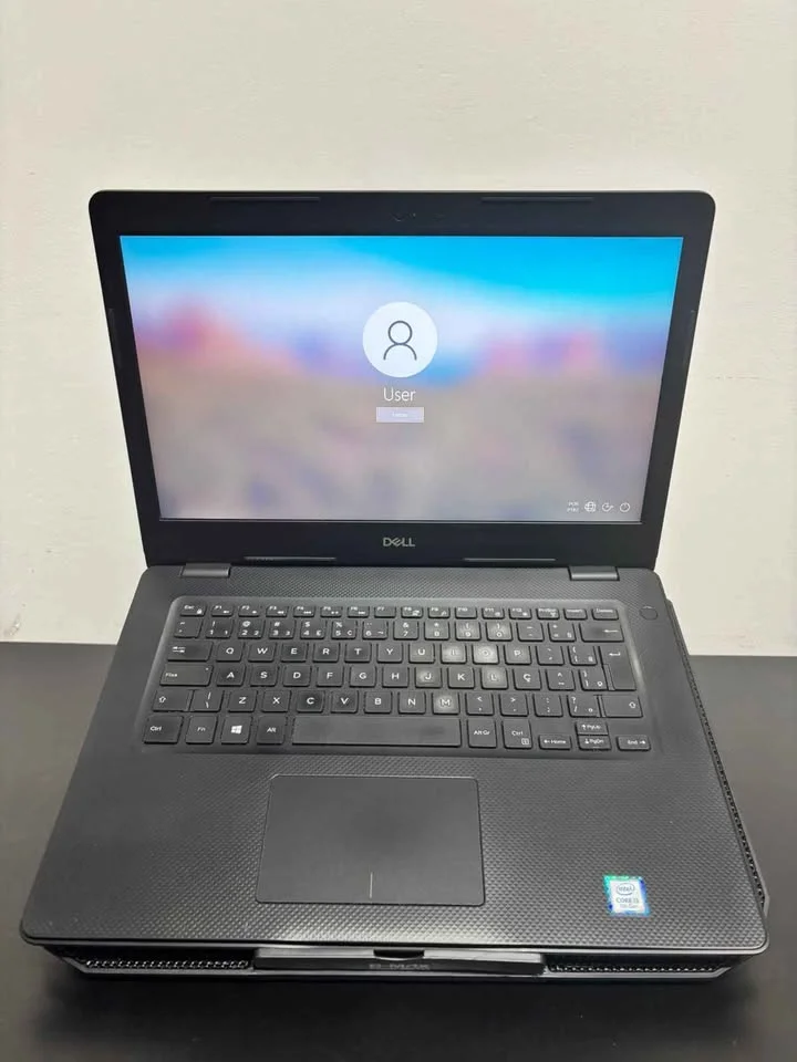 Usado -  Notebook Dell Vostro 3481 | i3 7ª Geração | 8GB | SSD 256gb | Tela 14 - view 3