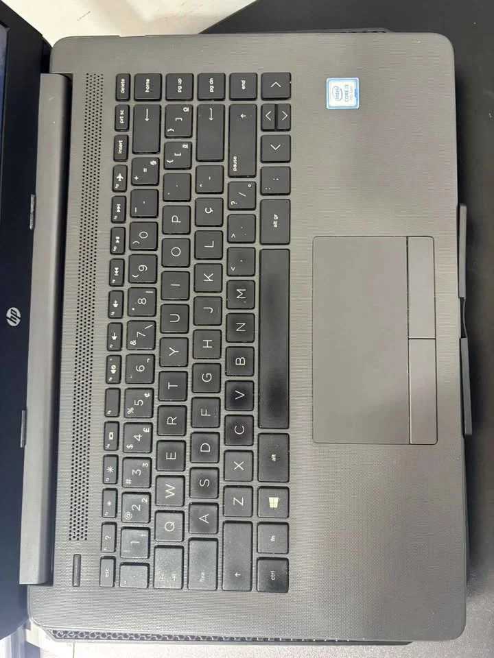 Usado - Notebook Hp 240 G7 | i3 7ª Geração | 8GB | SSD 256gb | Tela 14 - view 2